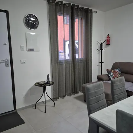 Apartment Casa Martin 1 Tole